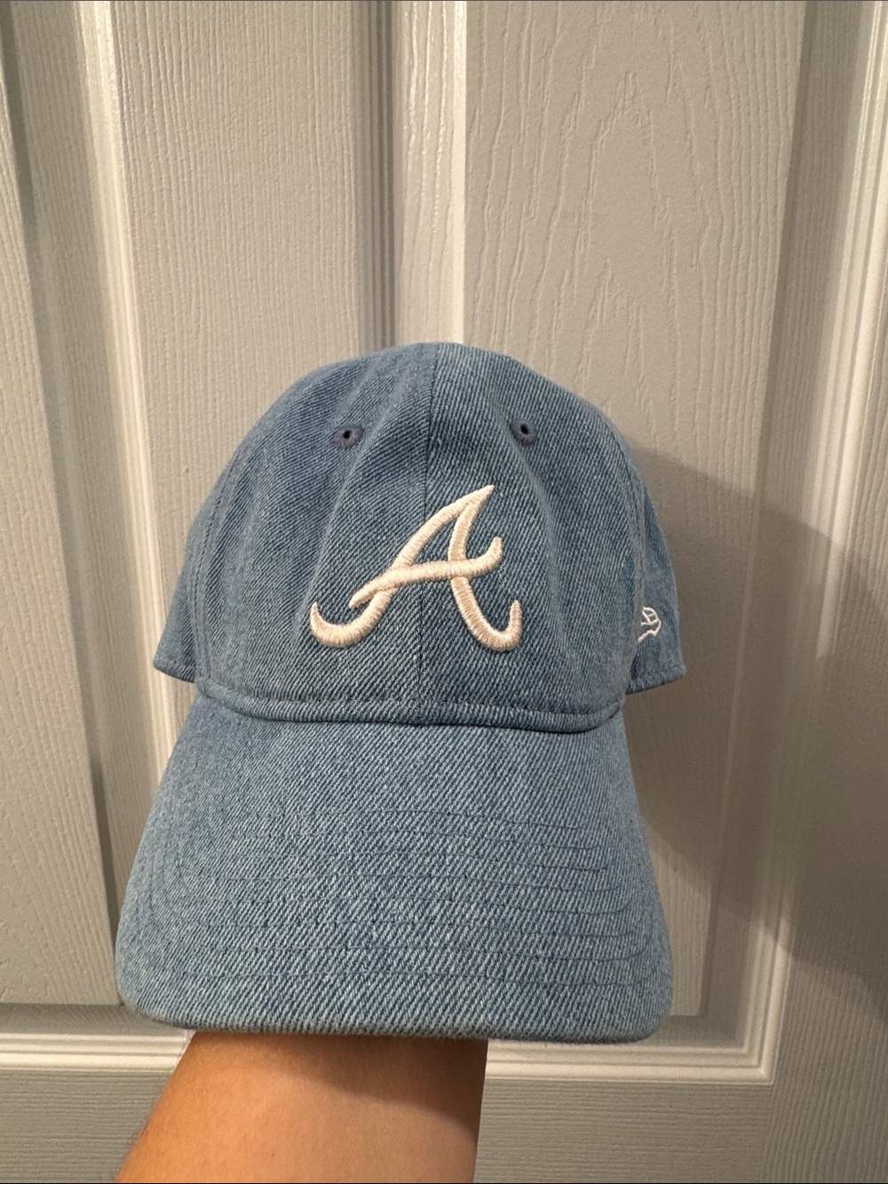 Atlanta Braves New Era Light Blue Denim Baseball Cap with White Embroidered 'A'